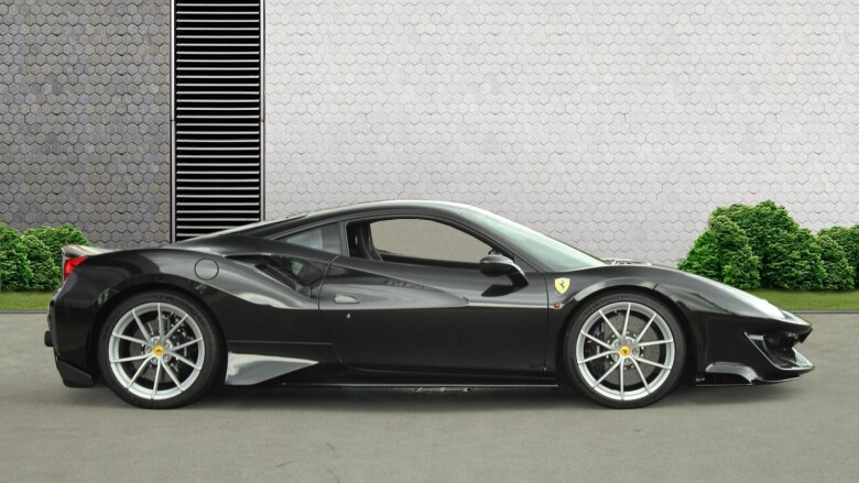 Ferrari 488 Pista 3.9T V8 Coupe 2dr Petrol F1 DCT (s/s) (720 ps) Petrol Coupe